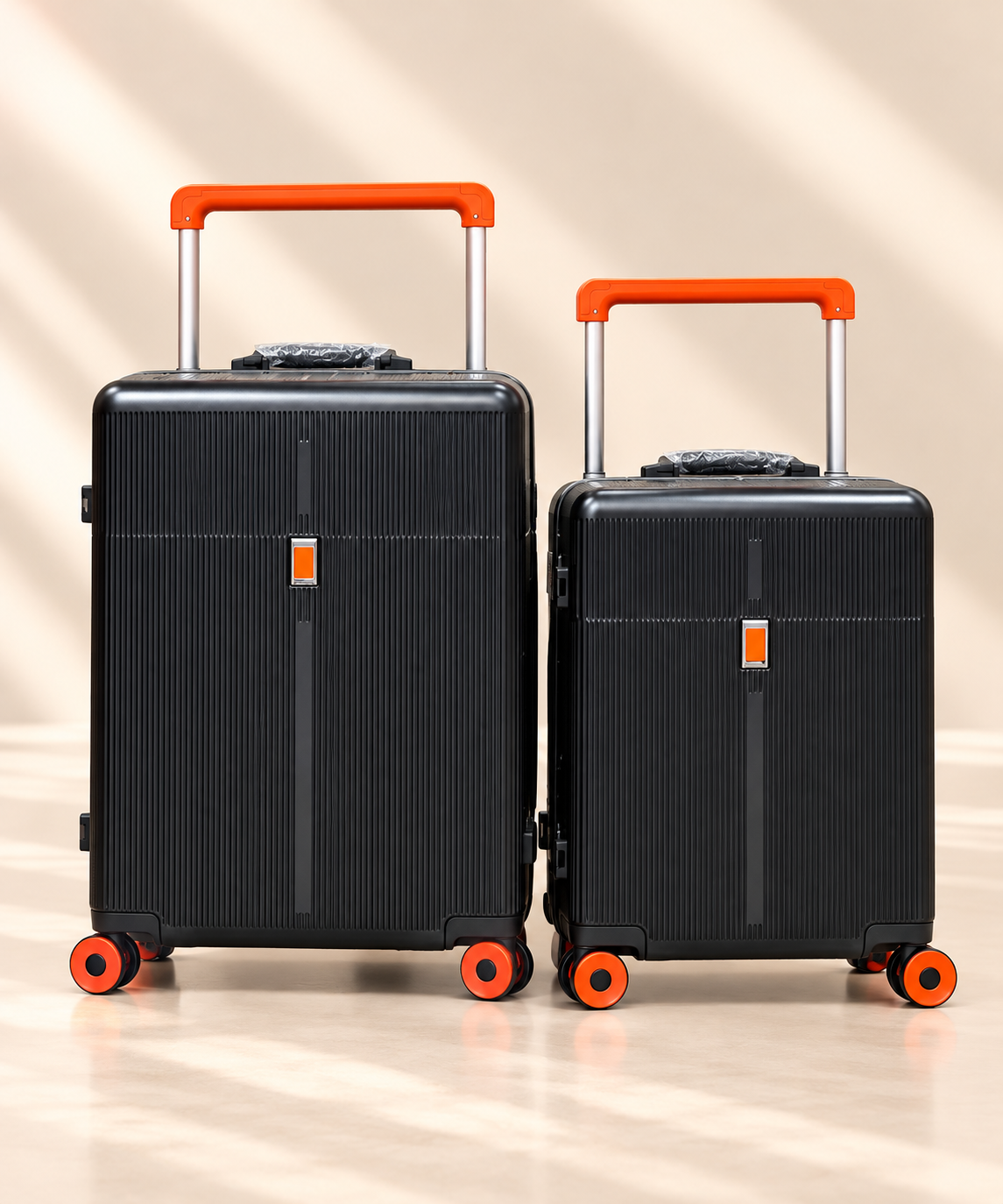 polycarbonate hard shell suitcase 24"and 20"